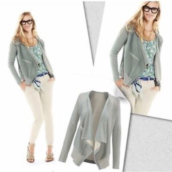 CAbi Sweaters - Cabi Cardigan